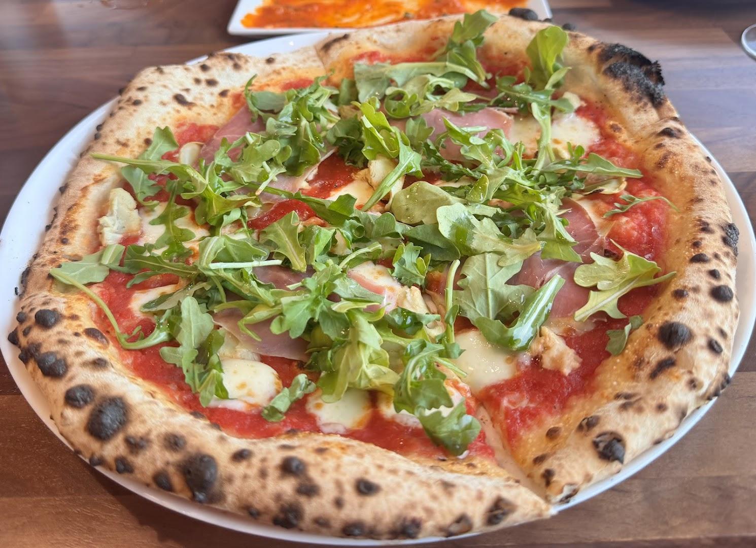 Luna Pizza Cafe - Clayton